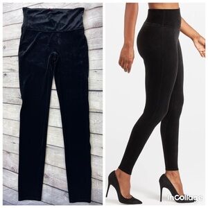 ✅ Spanx Black Velvet Leggings size L